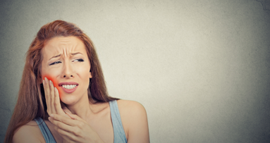 Studie: Zahnimplantate können chronische Schmerzen verursachen