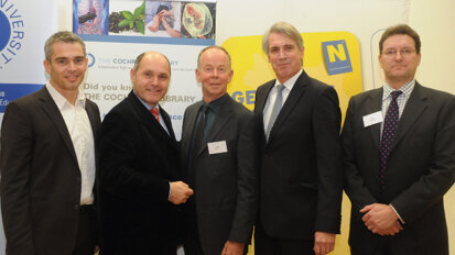 Cochrane Zweigstelle eröffnet