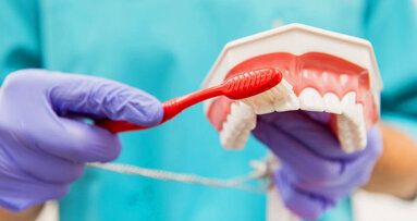 Providing thorough oral hygiene instructions in a clinical setting