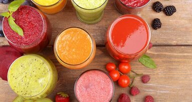 El jugo de uva es peor que el de naranja para los dientes