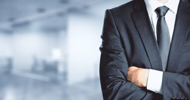 NRC: ‘Angstcultuur’ en geheime ‘blijfpremie’ bij de KNMT