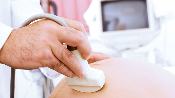 Parodontitis steigert die Gefahr einer Frühgeburt