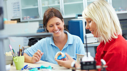 Neue Runde für den Candulor KunstZahnWerk-Wettbewerb Neue Runde für den Candulor KunstZahnWerk-Wettbewerb