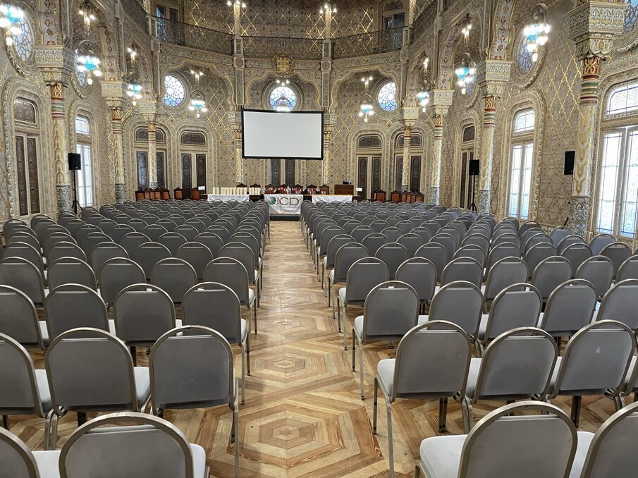 Sala della cerimonia di induzione.