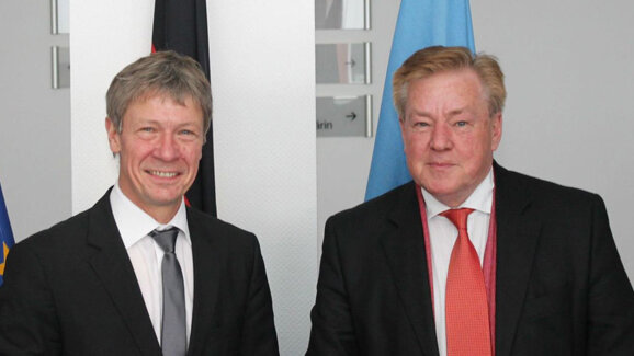 BMZ koordiniert sich mit deutschen Zahnmedizinern