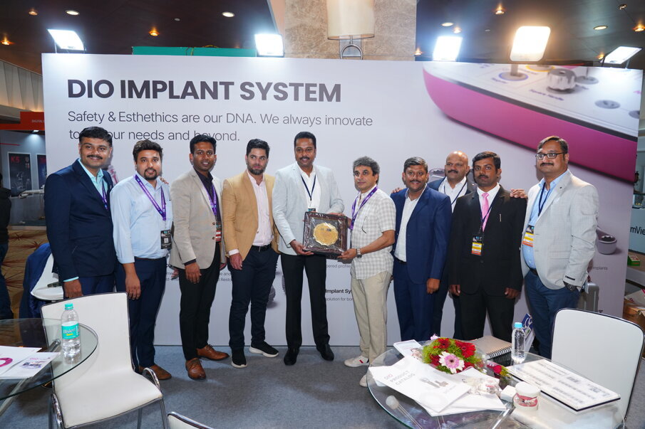 Fig 30: Plaque of appreciation presented to Dio implants