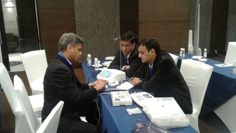 Dr.Sitaram Wagle (Left) conducts a hands on work shop on Sinus Lift