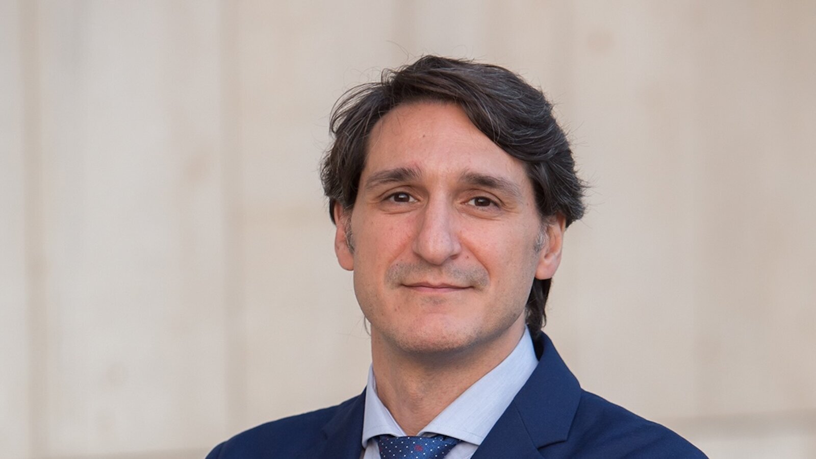 Premio al presidente de SECIB por su labor por las Especialidades