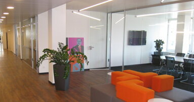 Neuer Hauptsitz mit Trainingszentrum