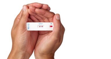 Połowa osób zakażonych wirusem HIV nie wie o swojej chorobie