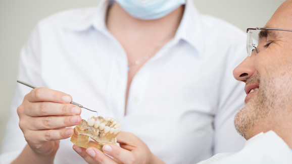 Implantate auch im hohen Alter