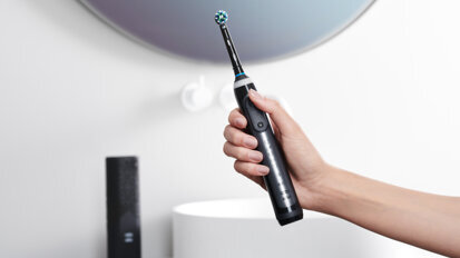 Jetzt erhältlich: Die innovative Oral-B GENIUS X mit KI-Technologie Jetzt erhältlich: Die innovative Oral-B GENIUS X mit KI-Technologie