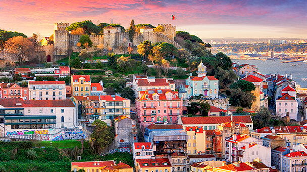 Tecnologie innovative per il paziente chirurgicoimplantare, corso a Lisbona per i professionisti d’igiene dentale