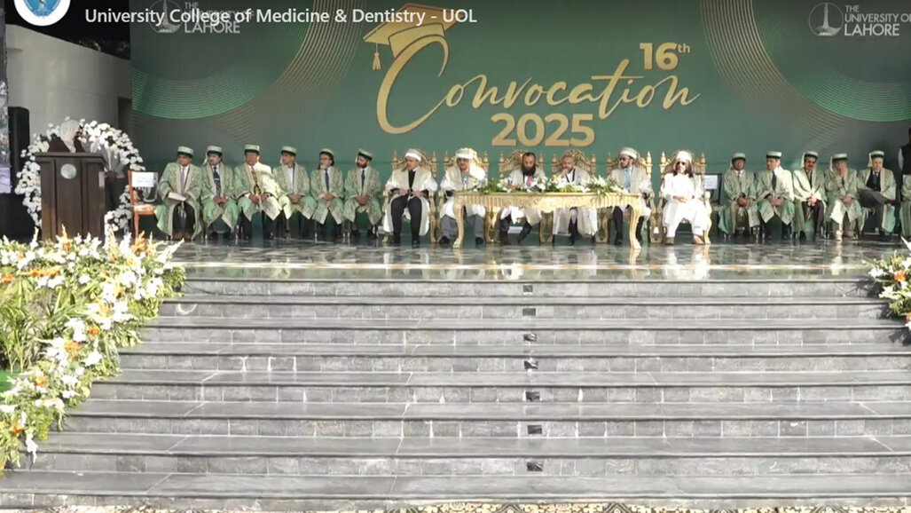 More than 225 graduates receive MBBS, BDS degrees at University of Lahore’s 16th Convocation