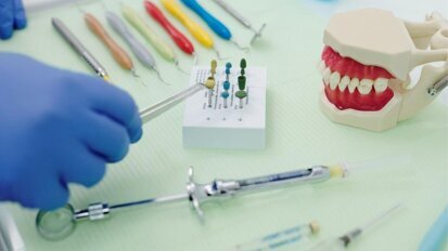 Verband tussen orale microbiomen, genetische variaties en parodontitis