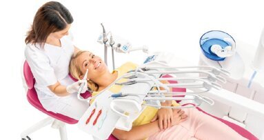 Stomatološka stolica Planmeca Compact™ i5:Dizajnirana da bude izdržljiva–izrađena da bude efikasna