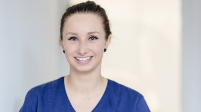 Wie das Studium zur Dentalhygienikerin meinen beruflichen Alltag veränderte: Pia Gerards berichtet