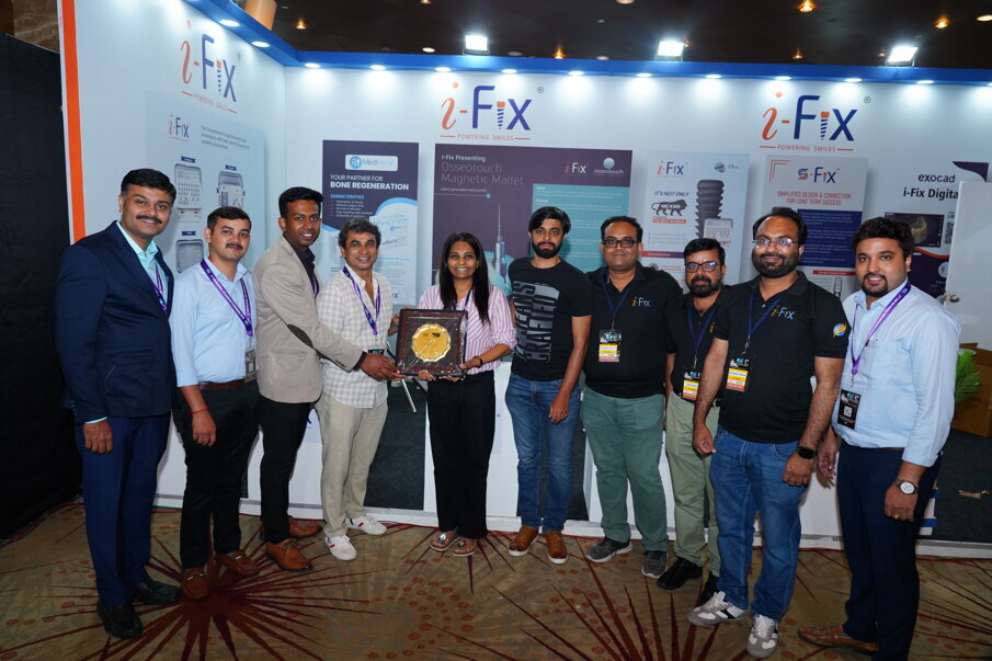 Fig 31: Plaque of appreciation presented to i-Fix implants