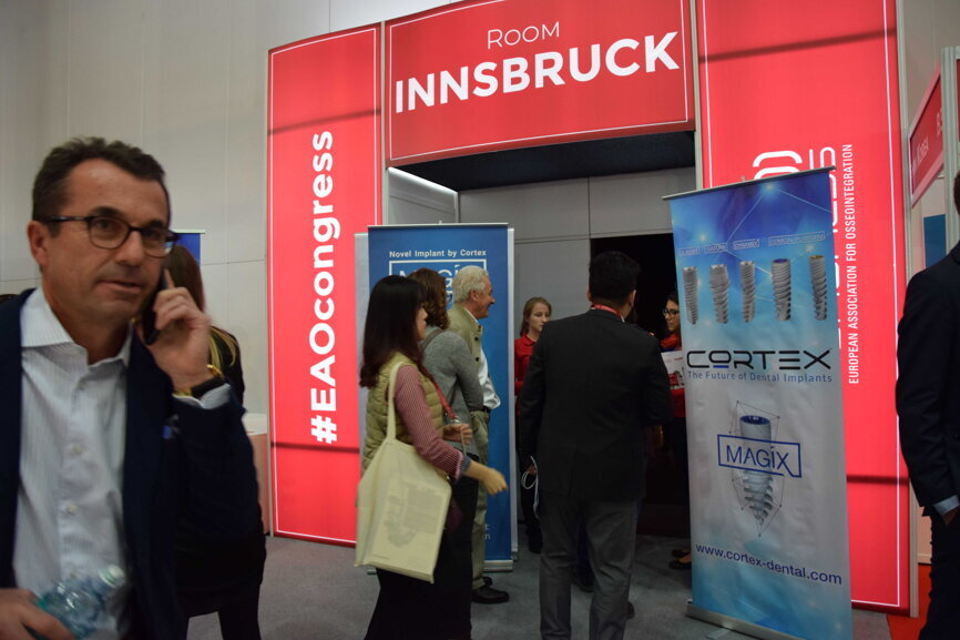 Participants of the EAO congress attended the Cortex industry satellite symposium, which informed them about the company’s newest products. (Photograph: Franziska Beier, DTI)
