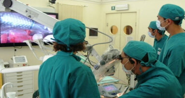 Parodontite e osteoporosi: per la prima volta le correlazioni genetiche in uno studio di Microdentistry