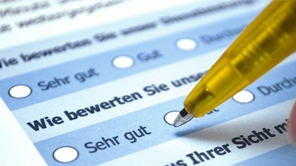 Umfrage zur Zufriedenheit der Schweizer mit ihrer Krankenkasse