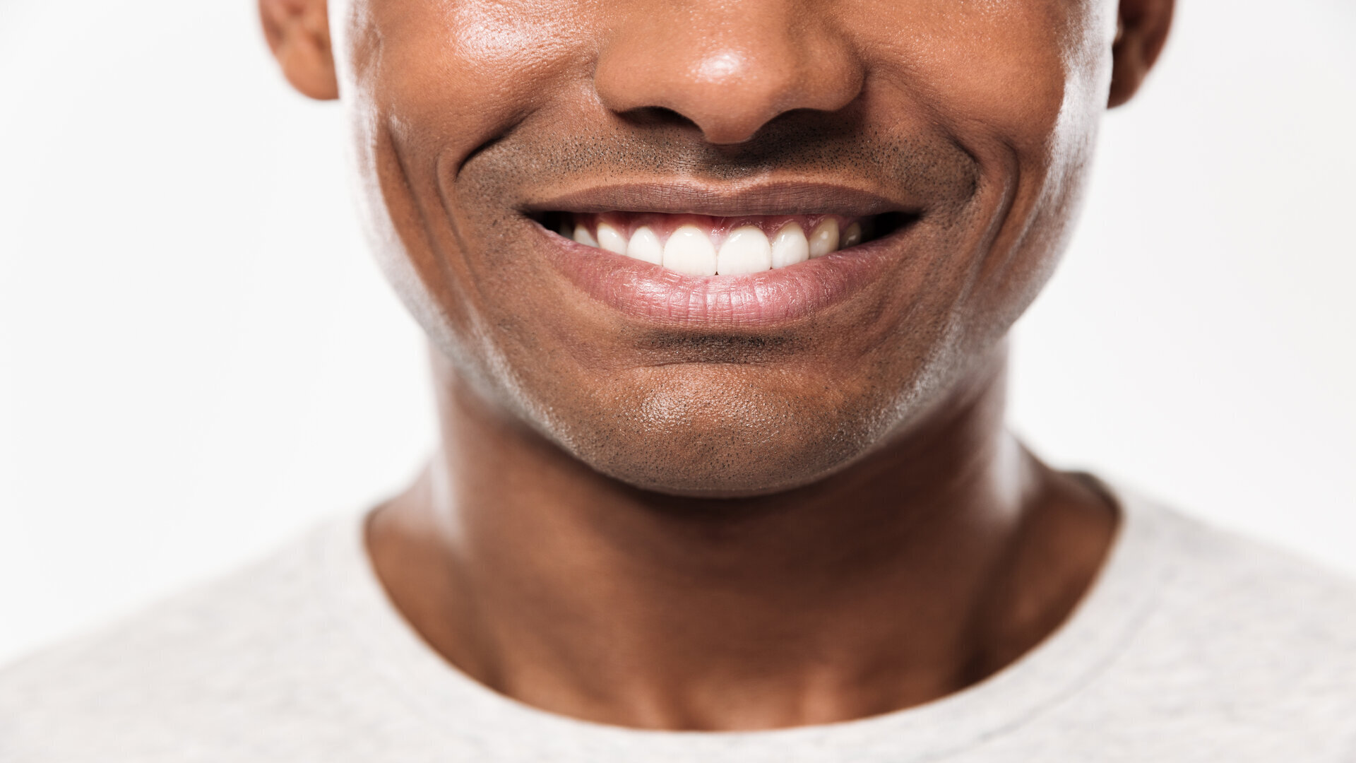 Odontologia Estética cresceu mais de 560% em 2021