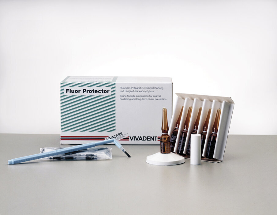 Fluor Protector was introduced in 1975. It was the first dental var-nish that protect-ed teeth from caries and perio-dontal disease