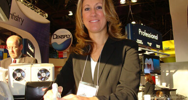 DENTSPLY Caulk makes bulk flowing fast and easy
