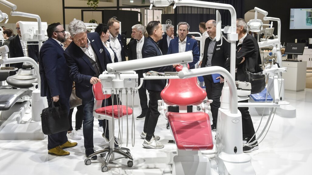 KaVo Dental and Planmeca are introducing product innovations at IDS 2023