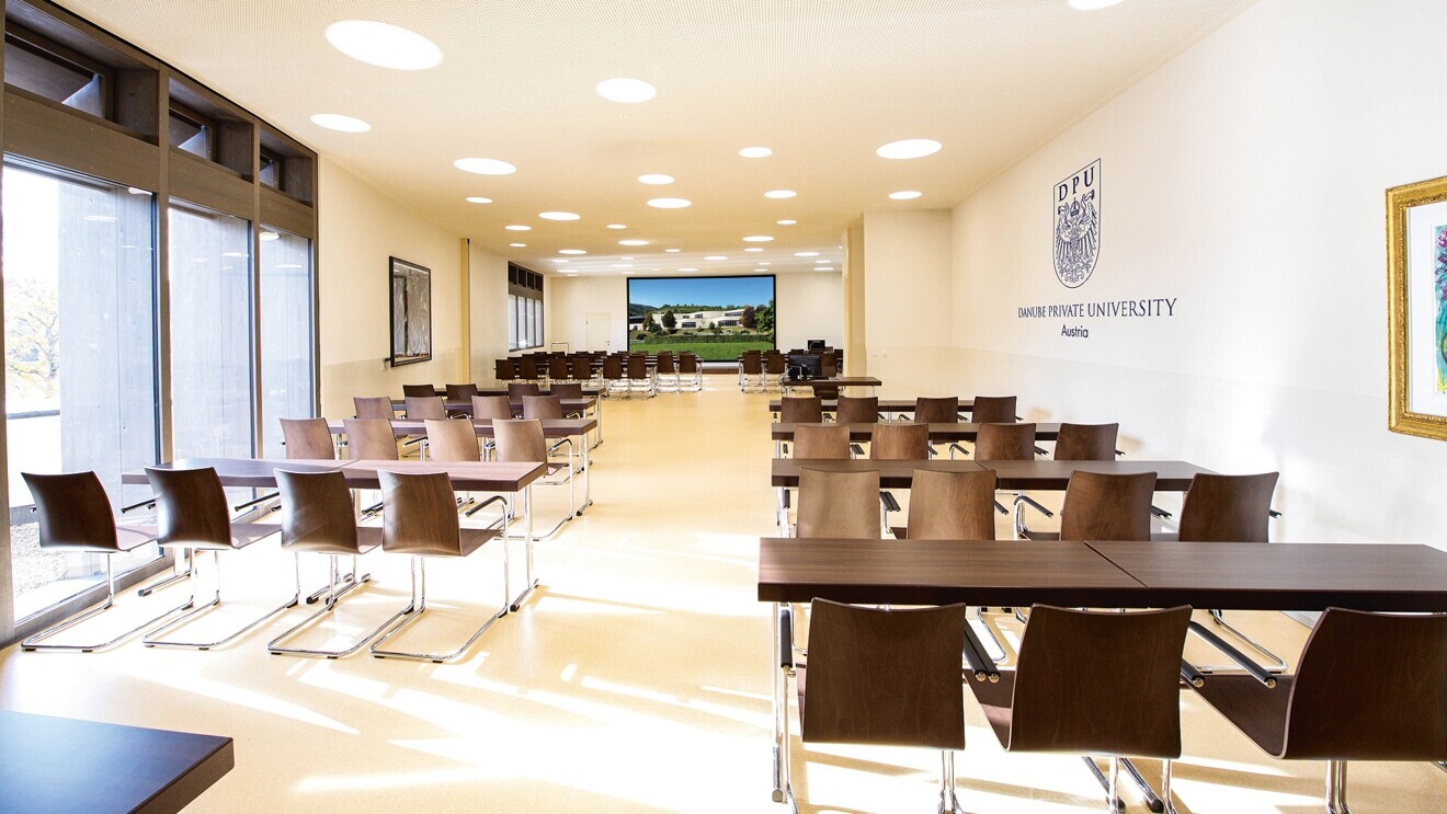 Main lecture hall at the Danube Private University.