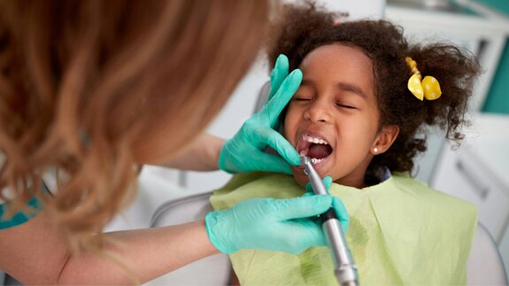 More effective biofilm removal without extra treatment time in children