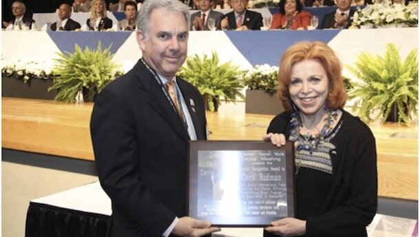 Carol Rudman Received  2011 Greater New York Dental Meeting Award