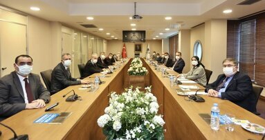 Babacan Sağlık Meslek Örgütleri ile Bir Araya Geldi