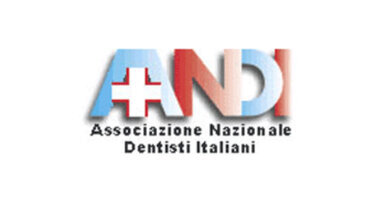 Approvati dalla Camera riconoscimenti agli odontoiatri e il sequestro agli abusivi. Soddisfatto Prada (Andi)
