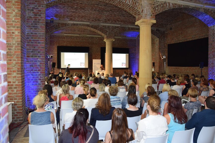 Die Oral-B UP TO DATE-Fortbildungsreihe zu Gast im historischen Gebäude der Bauakademie in Berlin. (Photograph: Franziska Beier, DTI)