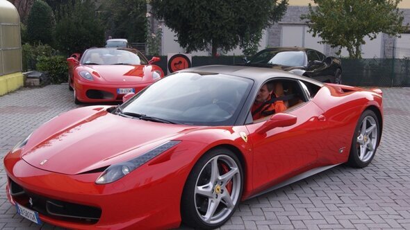 „Ferrari Expedition” dla prestiżowych klientów firmy Optident