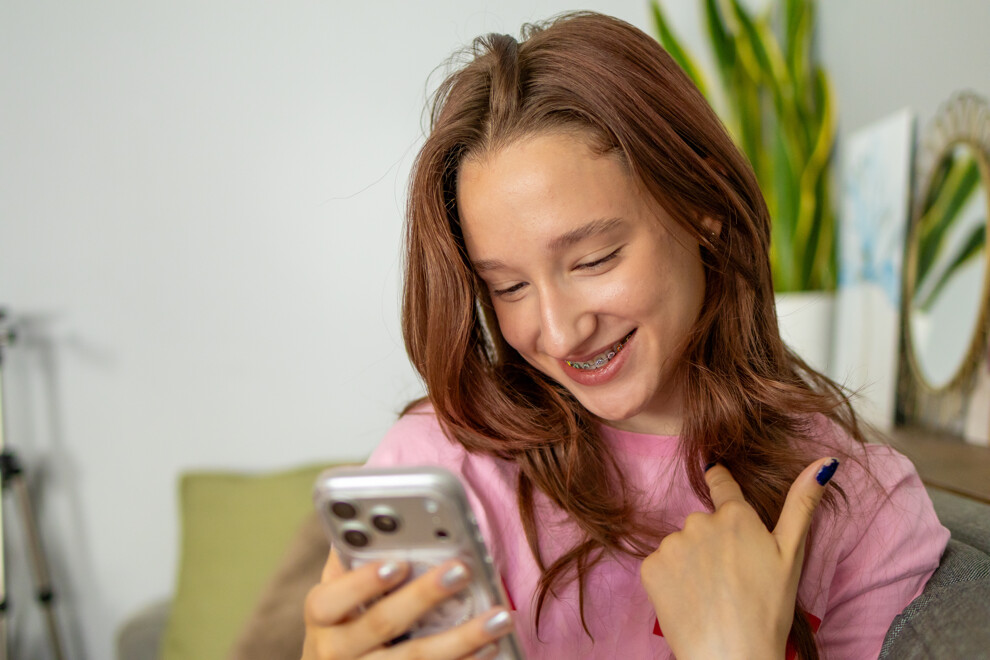 Social media is the primary mechanism through which Western culture, including dental trends, have become increasingly visual in nature. (Image: Ina/Adobe Stock)