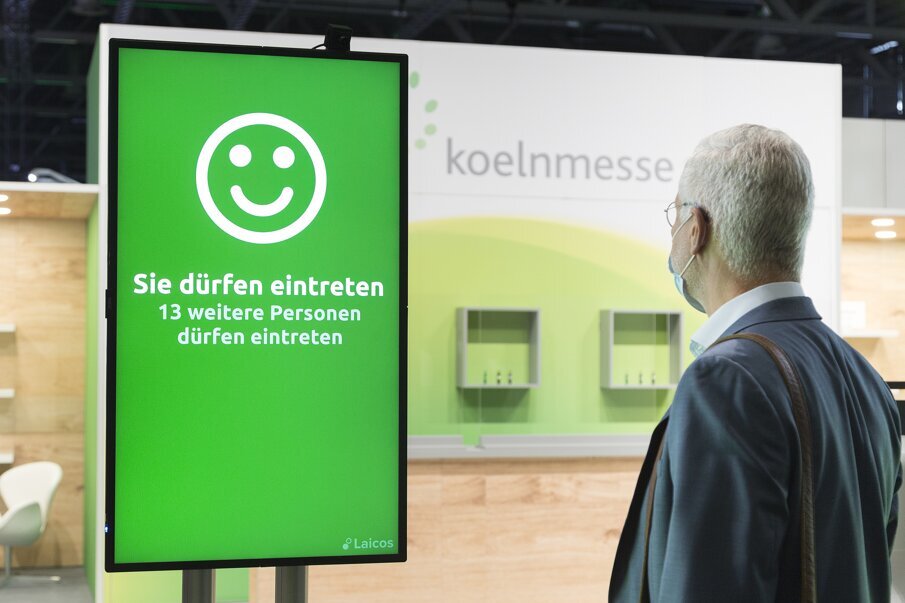 Entrance control. 