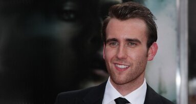 Contratto firmato da una delle star di Harry Potter per non raddrizzarsi i denti