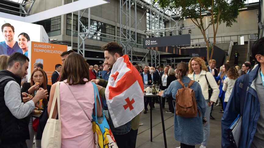The opening reception provided a great opportunity to network in a relaxed atmosphere.