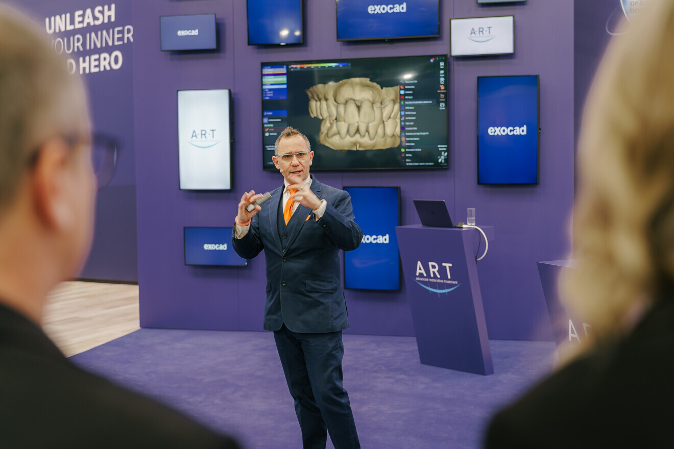 Master dental technician Steven Campbell presents exocad’s vision of comprehensive dentistry, combining tooth movement with restorative treatments in a minimally invasive way.