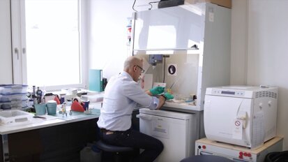 How are dental implants tested? Fatigue test demo