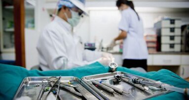 Les implants dentaires voient une plus forte croissance dans les marchés émergents