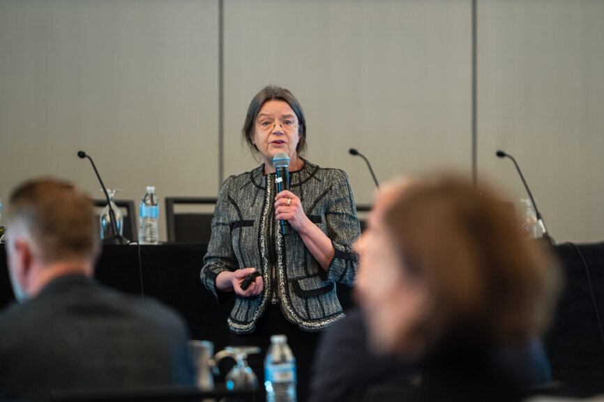 Dr Ina B. Kopp.