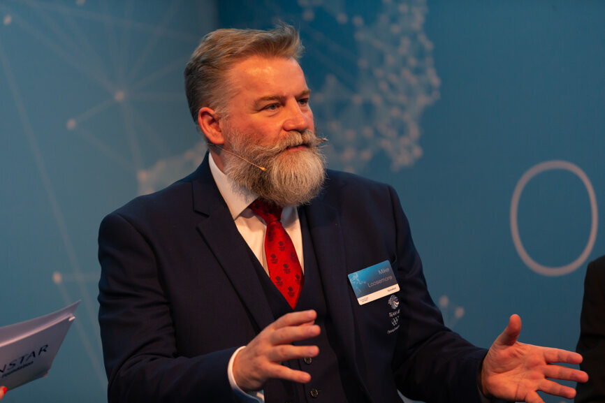 Dr Mike Loosemore.