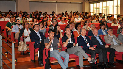 Alla Dental School, soprattutto giovani, all’incontro della SPE con un’”endodonzia che non ti aspetti”