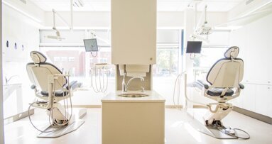 UIC Barcelona lidera la digitalización en estudios de odontología