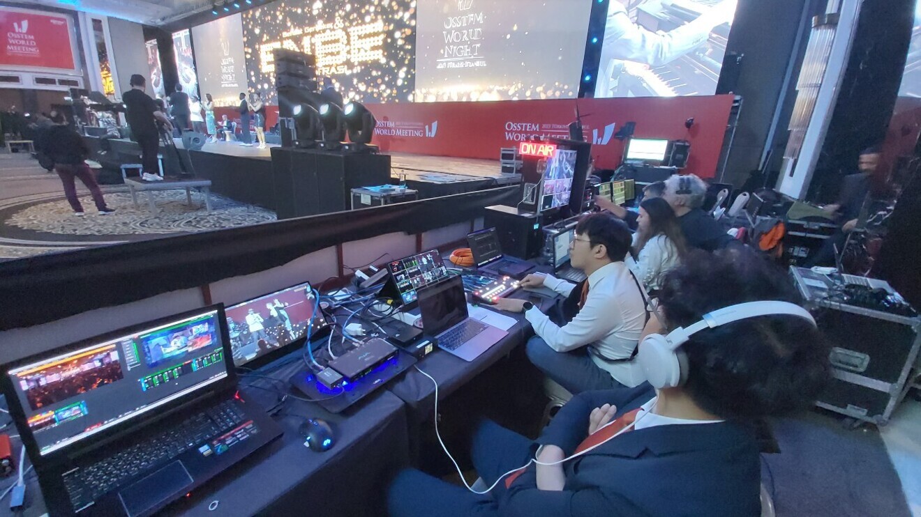  Osstem Implant’s broadcast engineers sharing the event globally.