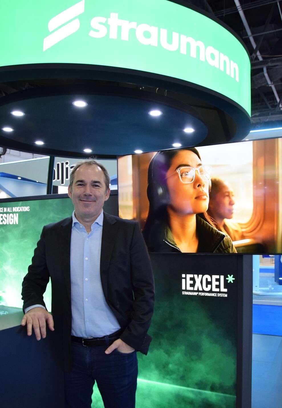 Straumann is exhibiting in Hall 7 of AEEDC Dubai. Products on display include the Straumann iEXCEL implant system and the Straumann SIRIOS X3 intra-oral scanner. 