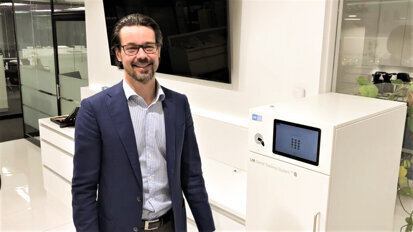 Interview: “With UHF RFID, you can read dozens of instruments, handpieces and supplies”